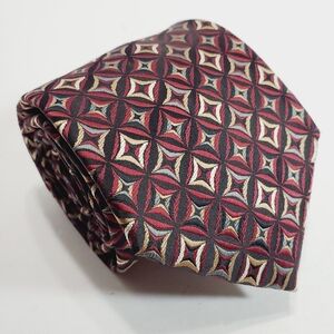 Covington Red Geometric Pattern Men's Neck Tie Jacquard Fabric 57x3.5"